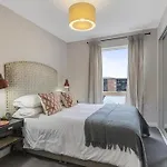 Central, Luxury & City Views